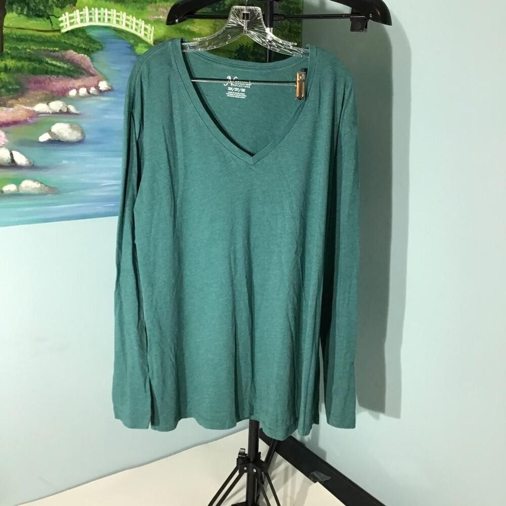 Natural-reflections Women's Green and Blue Shirt